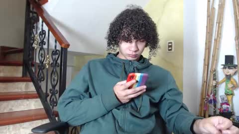 independent model online show from December 2024 02:32:02 AM