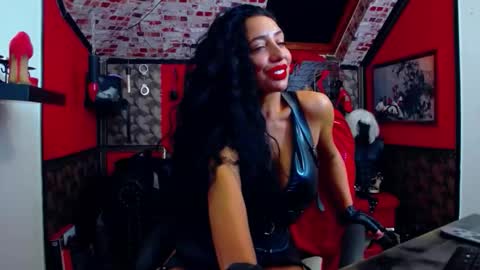 BelatrixDomme online show from April 2026 07:16:01 PM