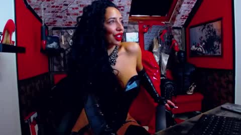 BelatrixDomme online show from August 2026 03:36:01 PM