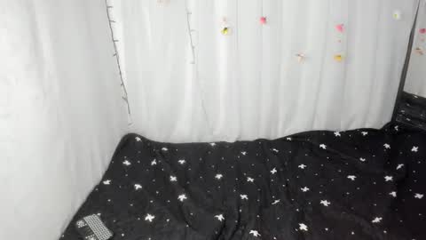 modelo independiente online show from March 2026 10:15:01 PM