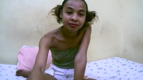 bella193999 online show from November 2025 06:17:01 PM