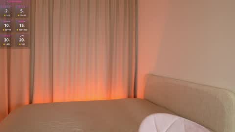 Snapshot of bella_amoury chatting on May 2026 01:17:01 PM Bella online show from May 2026 01:17:01 PM