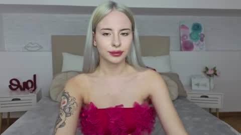 Bella online show from June 2026 10:19:02 PM