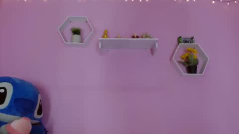 bella_gentle online show from September 2025 02:29:02 PM