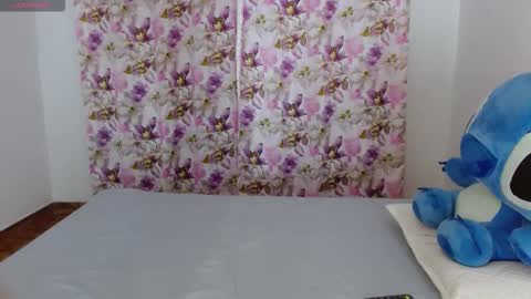 Snapshot of bella_gentle chatting on February 2026 10:33:02 AM bella_gentle online show from February 2026 10:33:02 AM