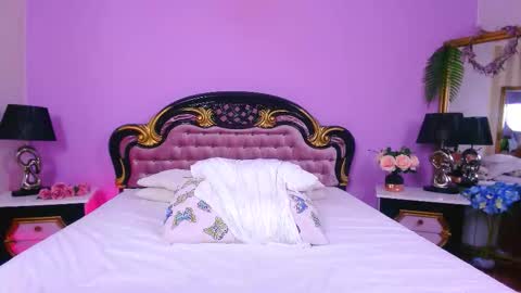 Bella online show from September 2025 05:48:01 PM