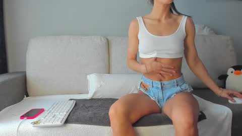 Anna  online show from January 2025 08:18:02 AM