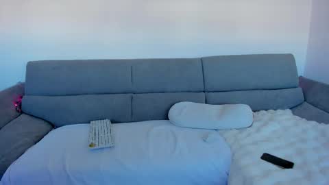 Anna  online show from February 2026 10:29:01 AM