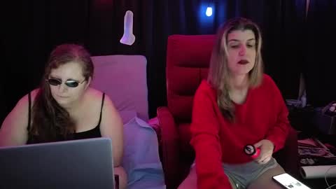 Bella James online show from September 2025 05:07:01 PM