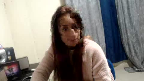 bella_luna34 online show from June 2026 02:00:01 AM