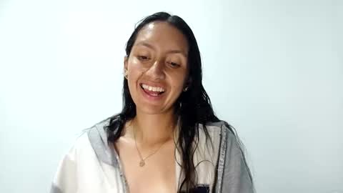 Snapshot of bella_marlowe chatting on March 2026 03:00:01 AM Bella Marlowe online show from March 2026 03:00:01 AM