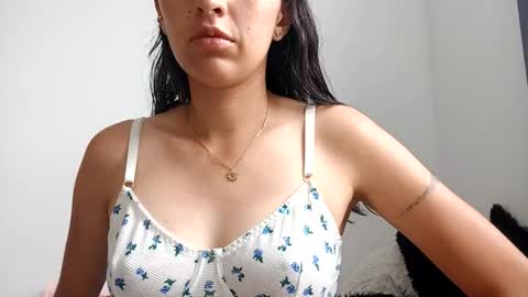 Snapshot of bella_marlowe chatting on March 2026 06:29:01 PM Bella Marlowe online show from March 2026 06:29:01 PM