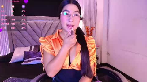 Snapshot of bella_martini_ chatting on May 2026 02:25:01 PM bella_martini_ online show from May 2026 02:25:01 PM