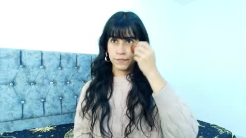 Snapshot of bella_poisonous chatting on September 2025 12:54:02 AM Bella online show from September 2025 12:54:02 AM