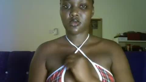 bella_reina online show from July 2026 07:01:02 AM