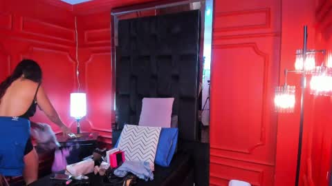 Bella Riviera online show from April 2026 06:42:01 PM