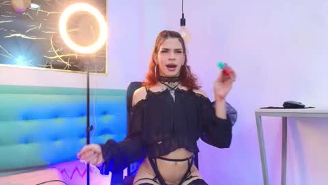     online show from November 2025 08:22:01 PM