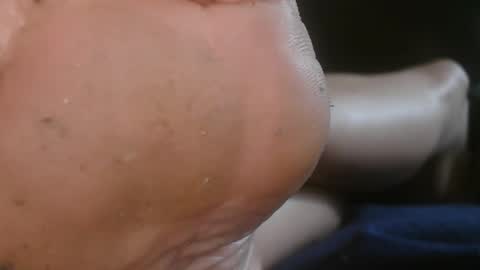 bella_sexy_feet online show from February 2025 11:26:01 PM