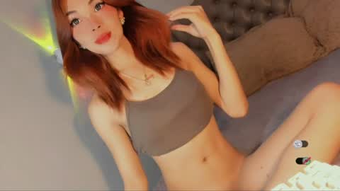 Snapshot of bella_tara chatting on July 2026 04:26:02 AM Bella online show from July 2026 04:26:02 AM