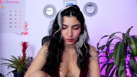 Bella online show from February 2025 02:28:01 AM