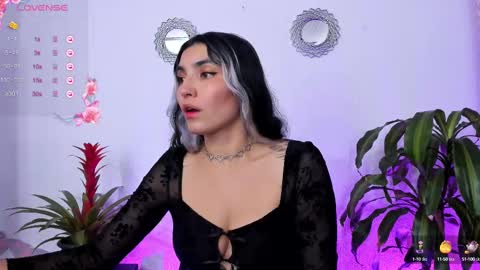 Bella online show from March 2025 07:49:02 PM