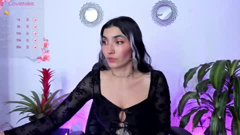 Bella online show from March 2025 02:01:02 AM