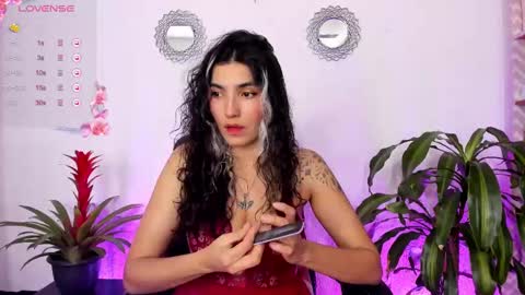 Bella online show from March 2025 09:57:01 PM