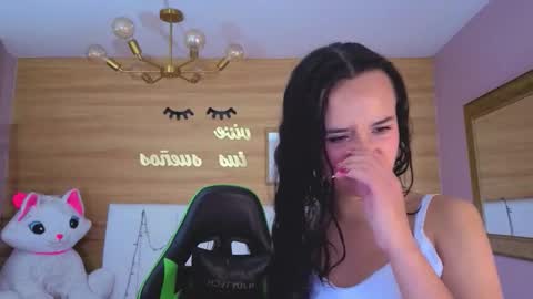 Bella online show from March 2026 12:38:02 PM