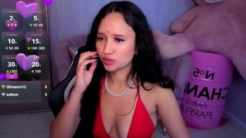 Snapshot of bella_vibes_s chatting on April 2026 05:30:01 PM Bella online show from April 2026 05:30:01 PM