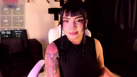 Bella  online show from October 2025 10:49:02 PM