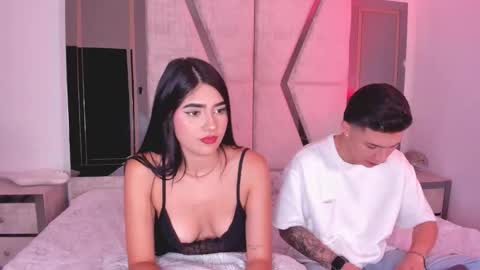 bellaastorm online show from September 2025 04:18:01 PM