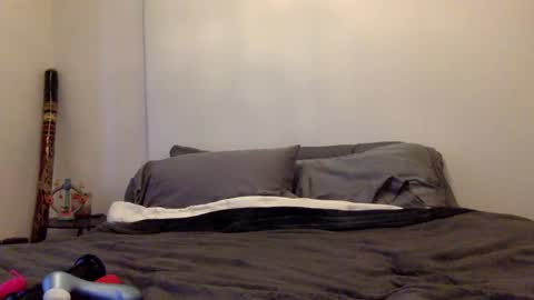 Bella online show from January 2025 11:39:02 PM