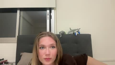 Bella Bloom online show from May 2026 05:53:01 PM