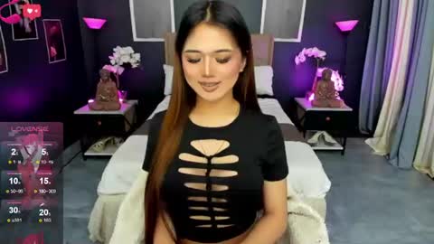 Snapshot of bellabrown_19xxx chatting on June 2026 03:21:02 PM Bella online show from June 2026 03:21:02 PM