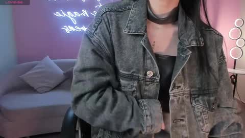 Bella online show from March 2026 11:16:01 PM