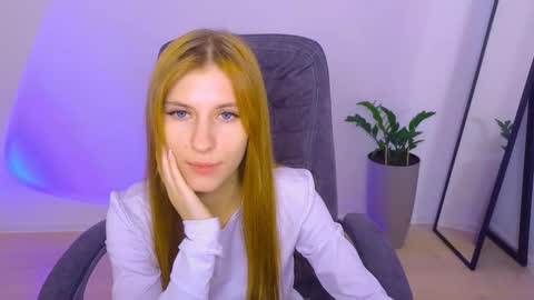 Snapshot of bellafoxi chatting on October 2025 12:41:02 PM BellaFoxi online show from October 2025 12:41:02 PM