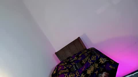 Snapshot of bellafucks1 chatting on July 2026 01:58:33 AM Bella rowt online show from July 2026 01:58:33 AM