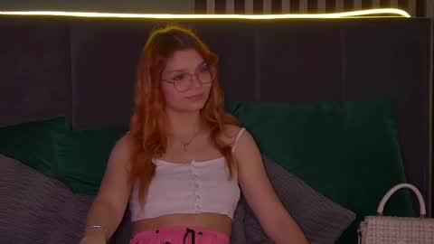 BellaMarebelle online show from September 2025 04:03:01 AM