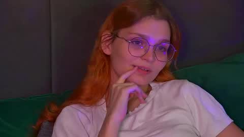 BellaMarebelle online show from October 2025 04:39:02 PM