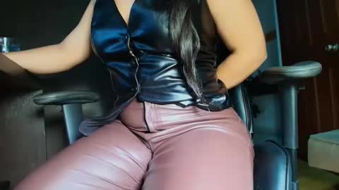 Camille  online show from December 2025 10:51:01 PM