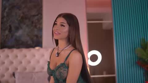 Bella online show from July 2026 06:50:01 PM
