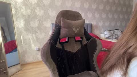 bellaparker_ online show from February 2025 11:10:02 AM