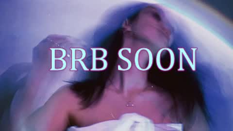 bellaparker_ online show from April 2026 08:21:02 AM