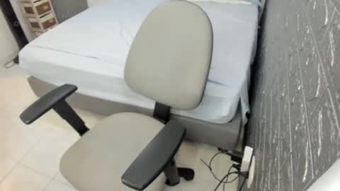 Bella  Angelycal online show from December 2024 04:39:01 PM