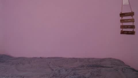 bellaqueen0701 online show from February 2025 09:53:01 AM