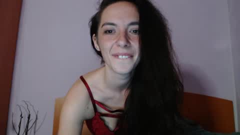bellaqueen0701 online show from February 2025 01:36:02 AM