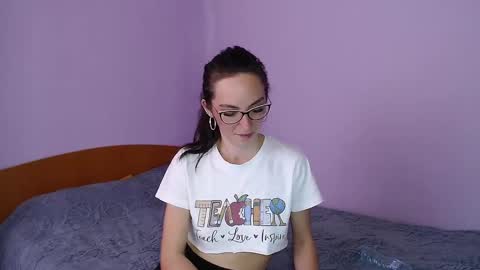 bellaqueen0701 online show from February 2025 08:47:02 AM