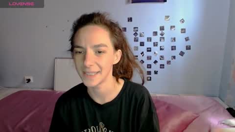 bellaqueen0701 online show from November 2025 09:42:01 AM