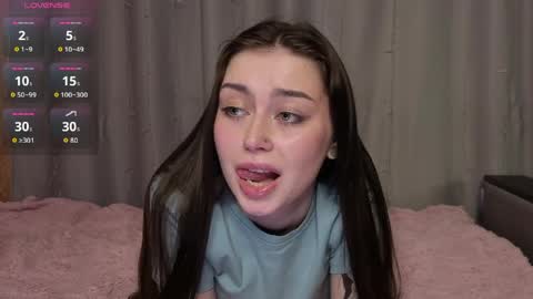 Daniela online show from March 2026 12:00:01 PM