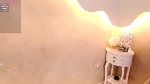 bellarooux online show from January 2026 11:58:02 AM